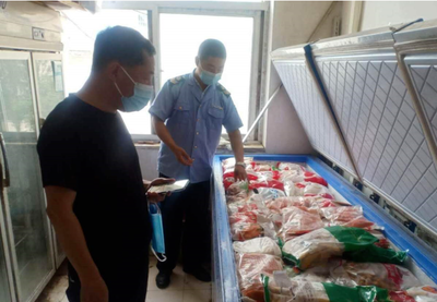 五台食品安全大检查 批发市场贴封条，筑牢食用农产品防线